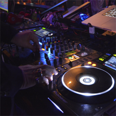 楽器・音響機器